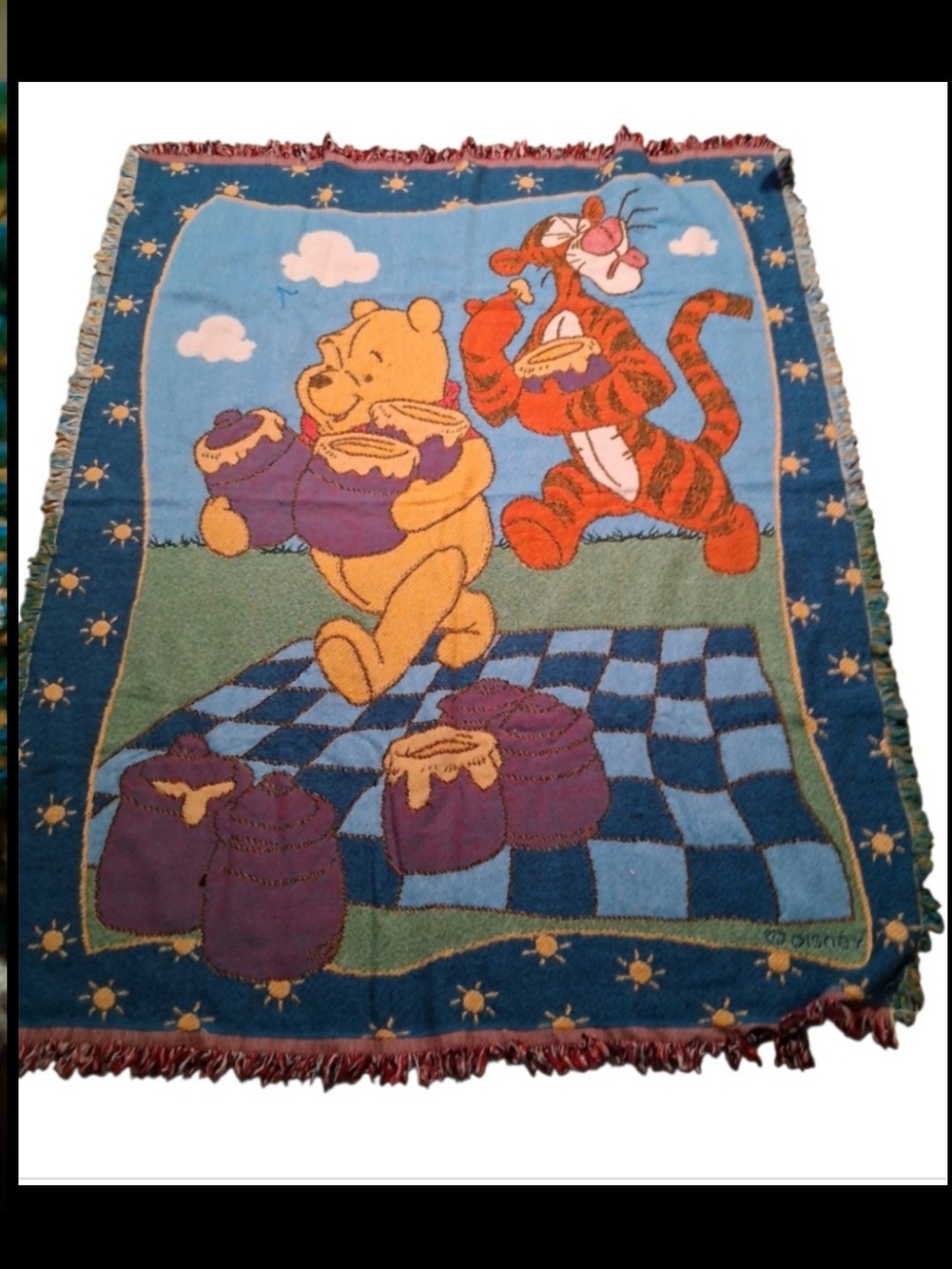 VTG Beacon Disney Fringe Throw Blanket Tapestry Winnie The Pooh And Tigger USA